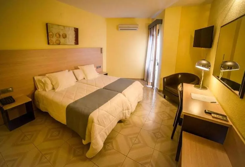 Hotel Oasis Familiar