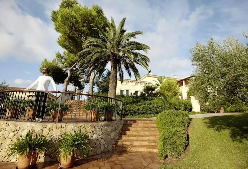 ホテル Robinson Cala Serena