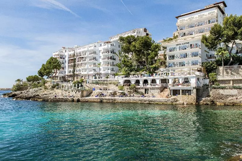 בית מלון כפרי Roc Illetas & Spa