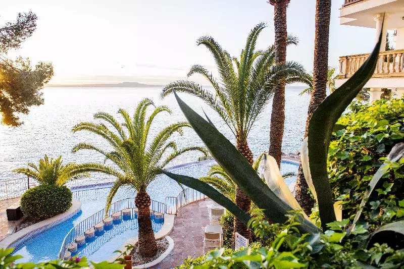 בית מלון כפרי Roc Illetas & Spa