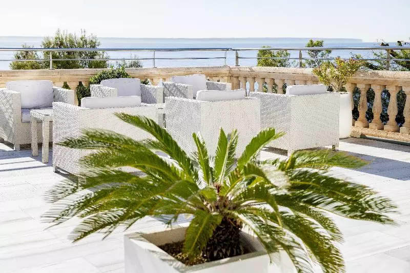 בית מלון כפרי Roc Illetas & Spa