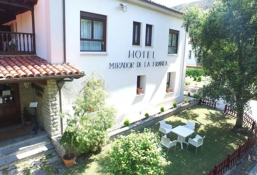 فندق ريفى Mirador De La Franca