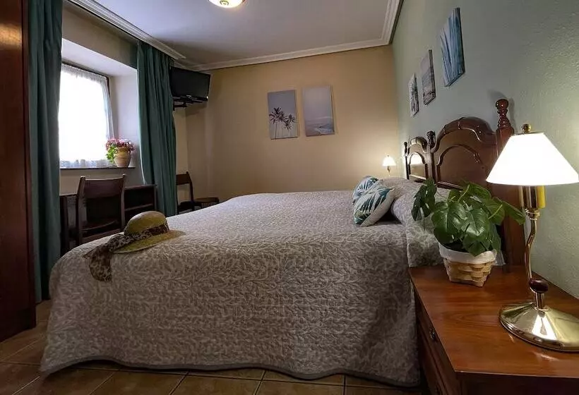 בית מלון כפרי Rural La Ruta De Cabrales