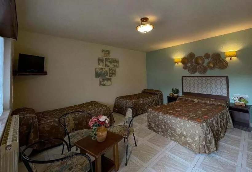 בית מלון כפרי Rural La Ruta De Cabrales