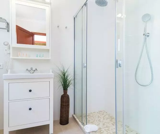 Отель Ses Puntetes