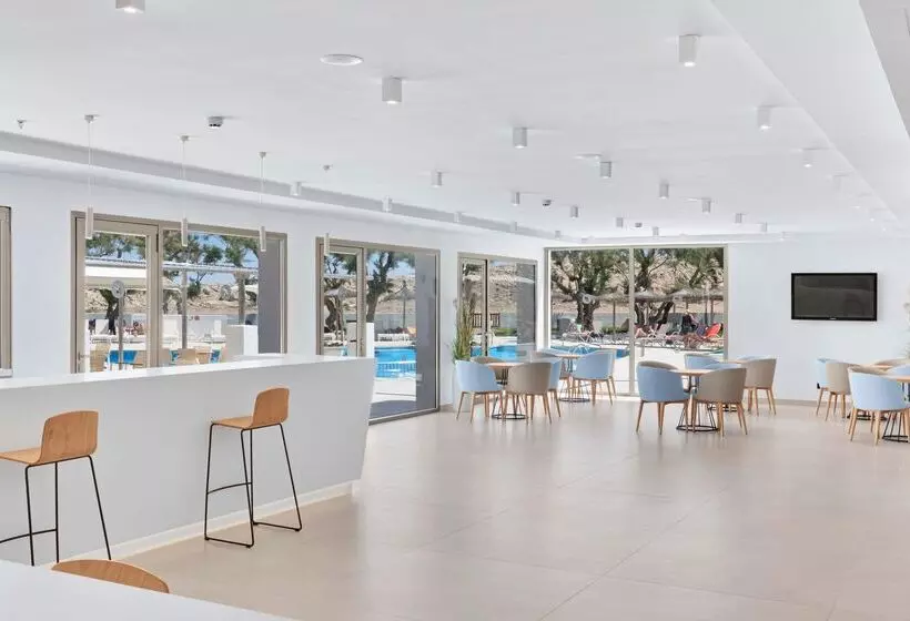 בית מלון כפרי Thb Cala Lliteras Adults Only