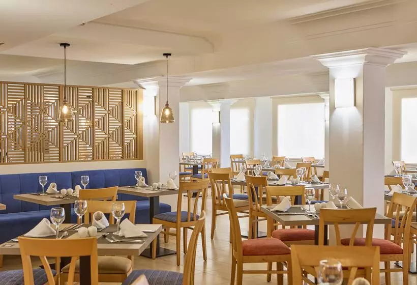 Universal Hotel Bikini