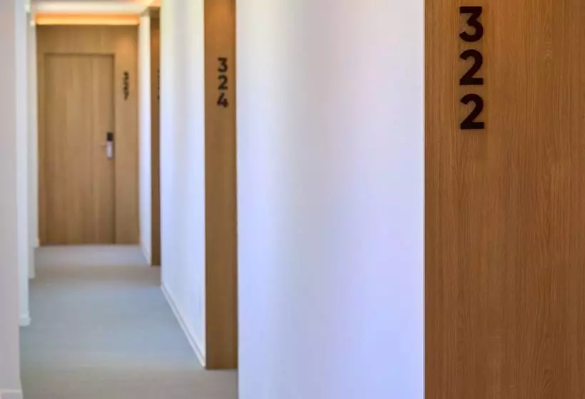 Universal Hotel Bikini