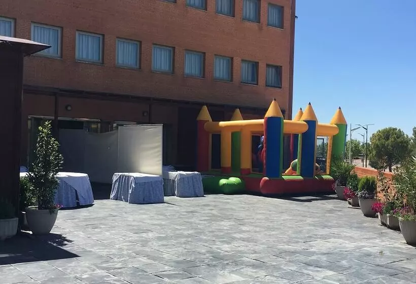 ホテル Universidad
