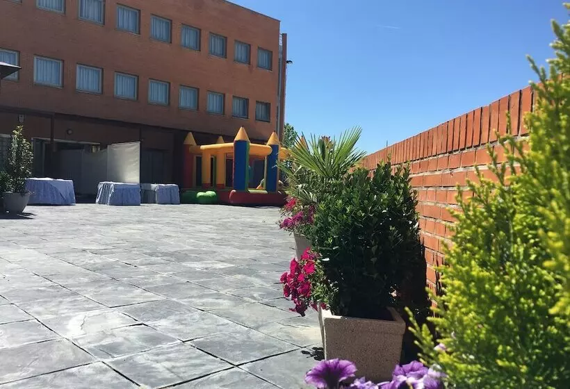 ホテル Universidad