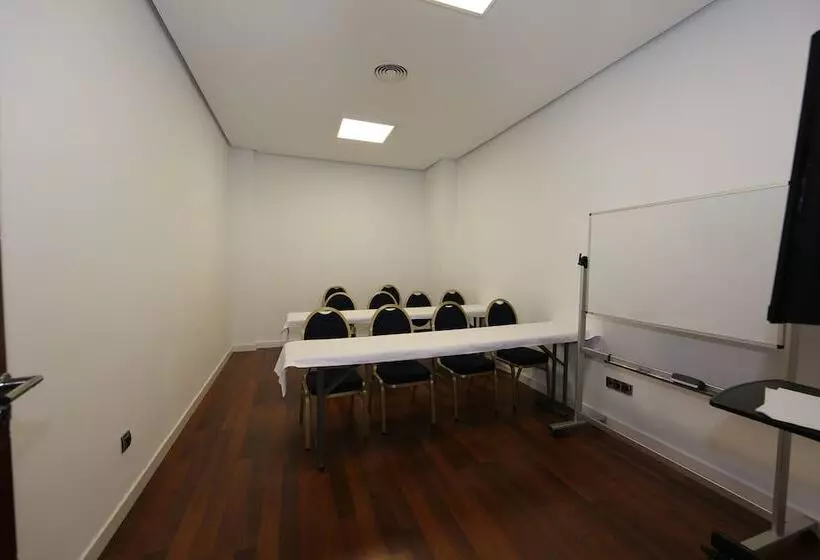 ホテル Universidad