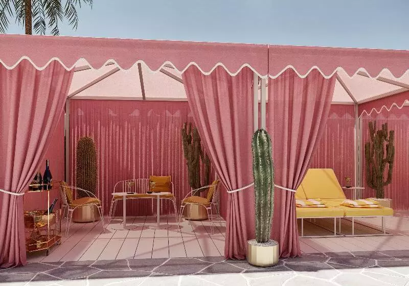 Apart Flats Friends Tropicana