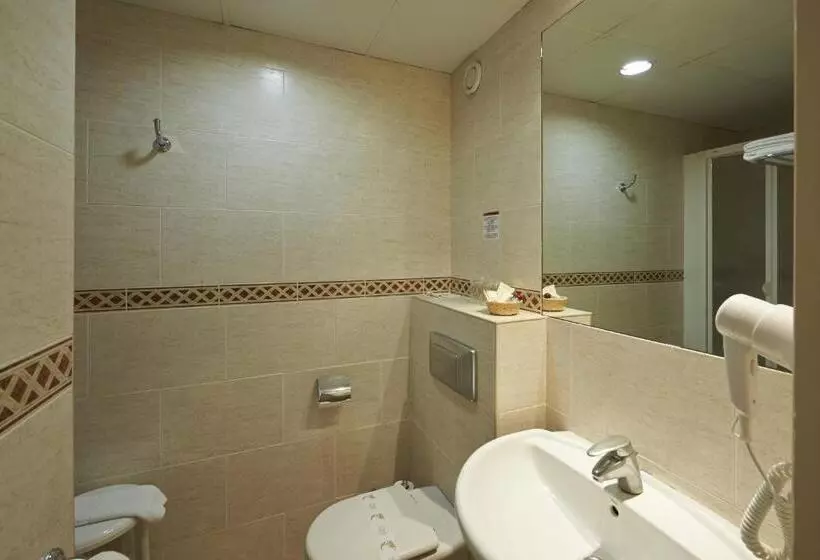 ホテル Abat Cisneros Montserrat