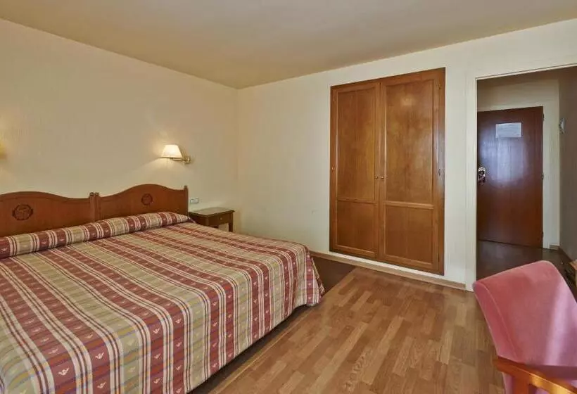 ホテル Abat Cisneros Montserrat