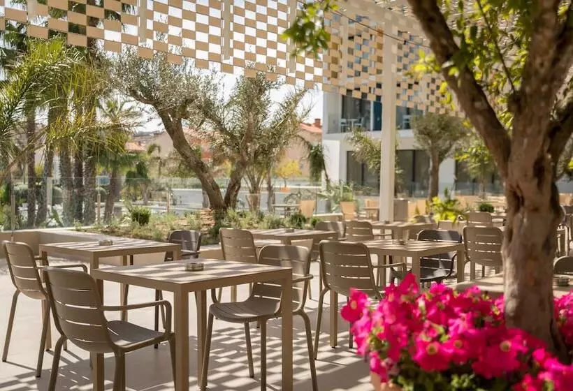 Aqua Hotel Silhouette & Spa   Adults Only