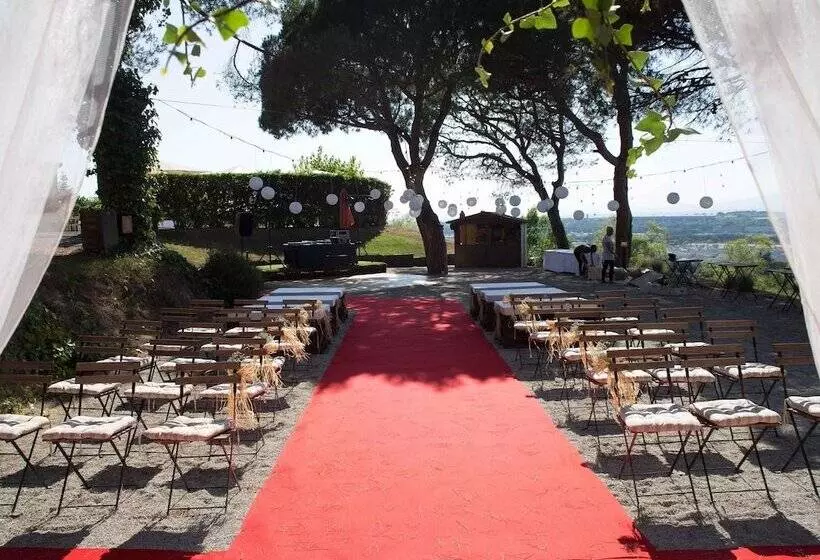 Отель Augusta Barcelona Valles