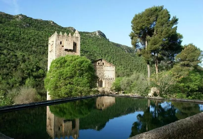 Отель Avenida Plaza