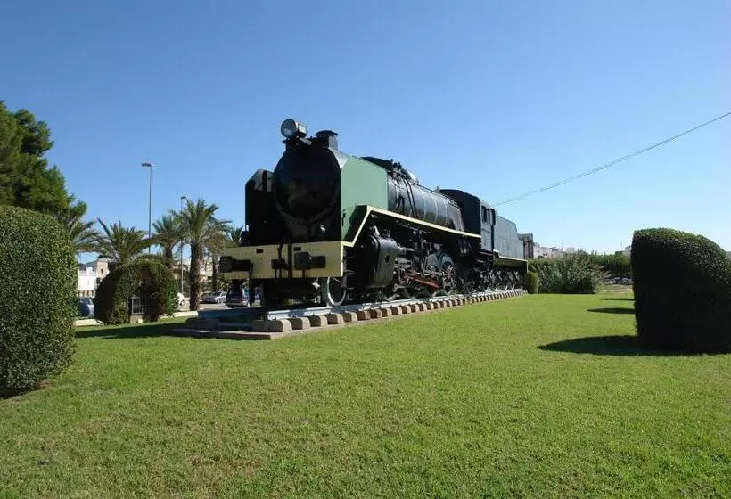 Отель Avenida Plaza