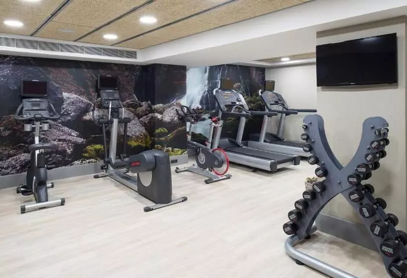 Отель Catalonia Atenas