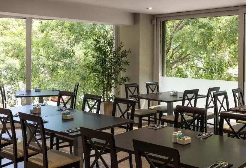 Отель Catalonia Atenas