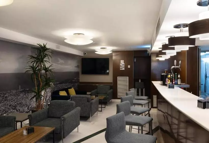 Отель Catalonia Atenas