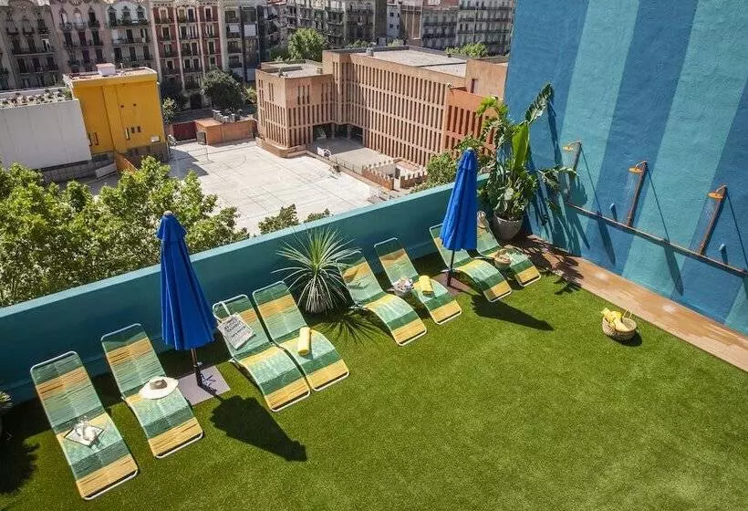 Отель Chic & Basic Velvet