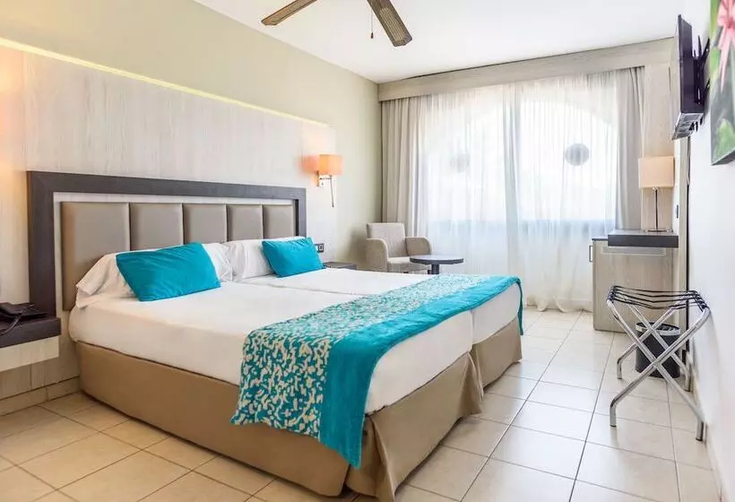 ホテル Fergus Style Bahamas