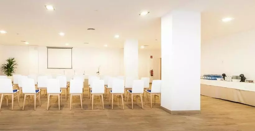 בית מלון כפרי Globales Mimosa