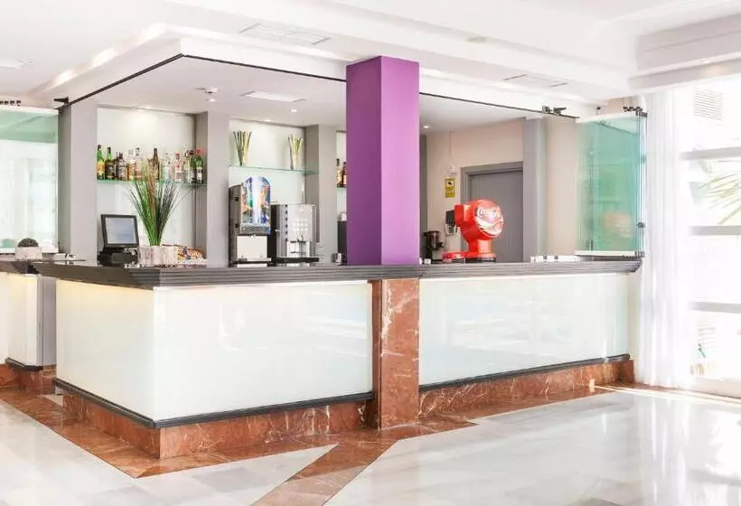 酒店 Globales Palmanova Palace