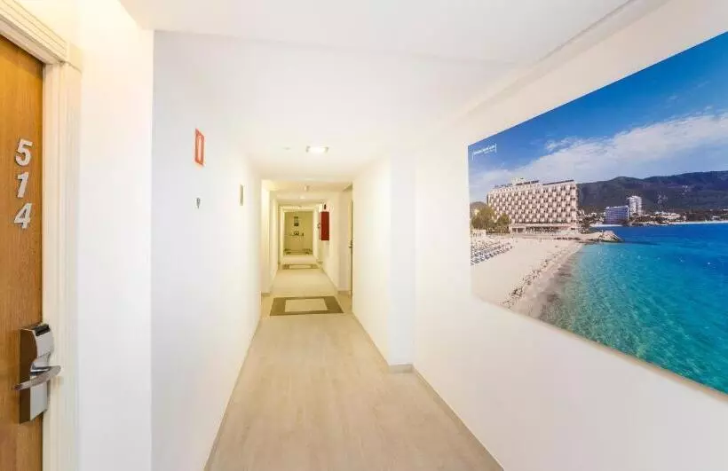 Отель Globales Santa Ponsa Park