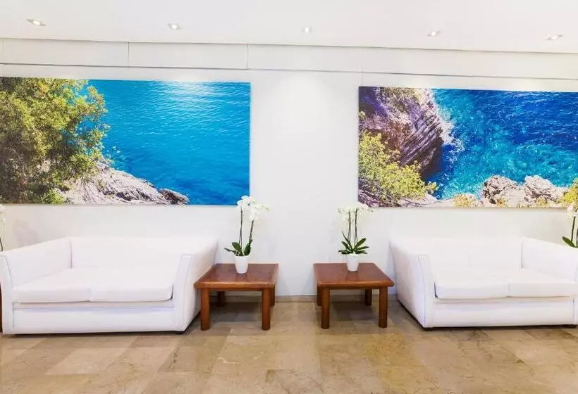 Отель Globales Santa Ponsa Park