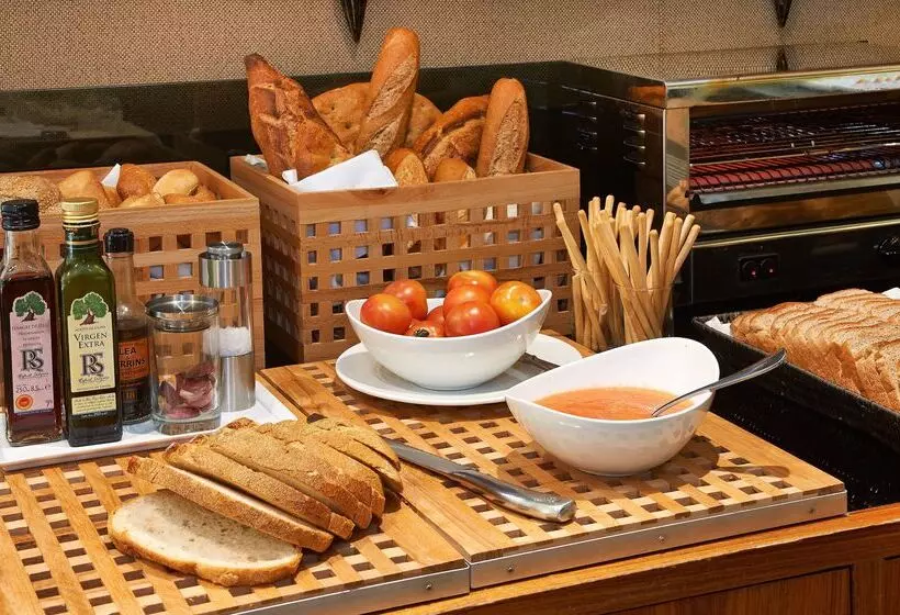 Отель Hesperia Barcelona Presidente