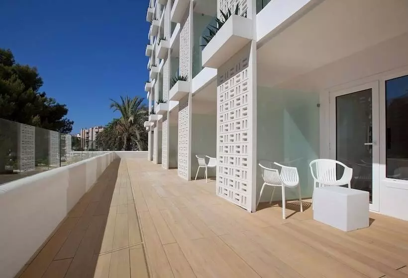 בית מלון כפרי Hm Balanguera Beach - Adults Only