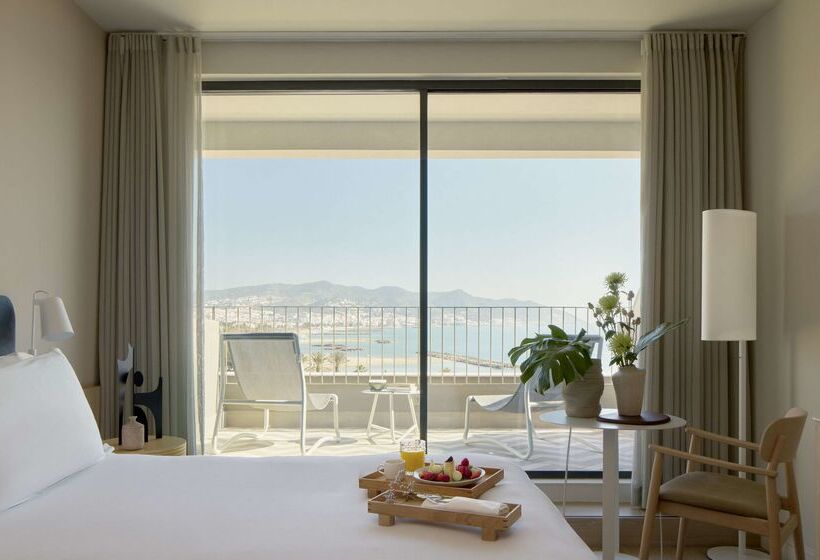 هتل Me Sitges Terramar
