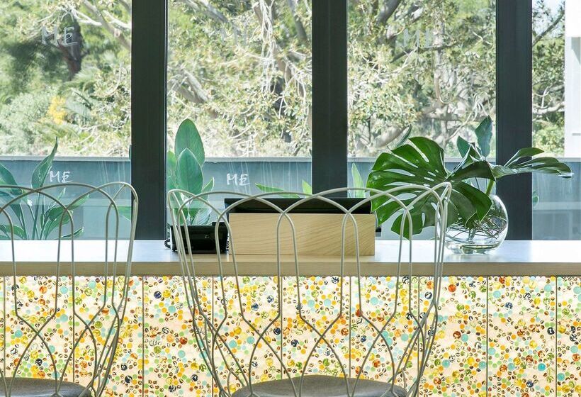 هتل Me Sitges Terramar