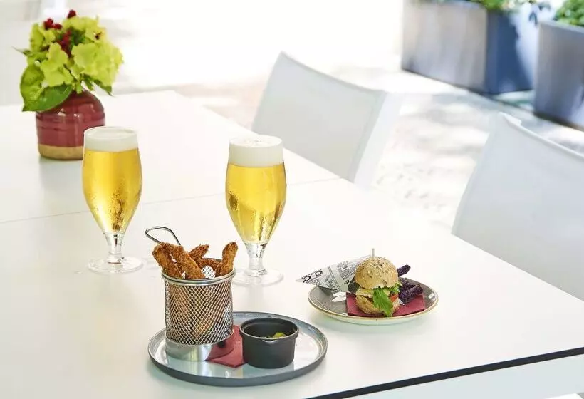 Отель NH Collection Barcelona Pódium