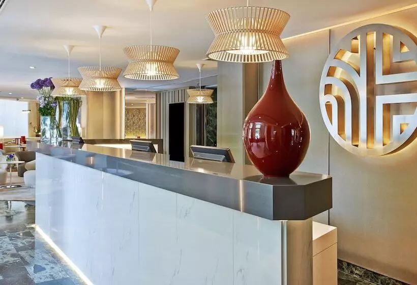 Отель NH Collection Barcelona Pódium