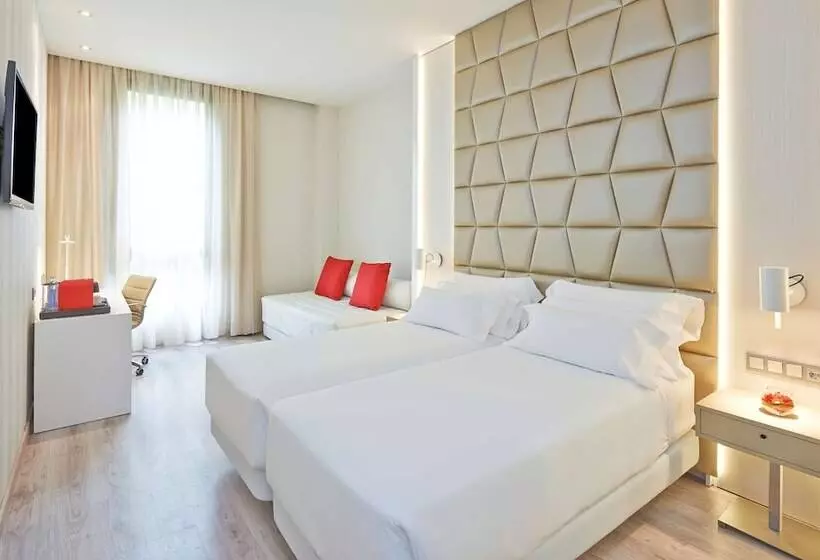 Отель NH Collection Barcelona Pódium