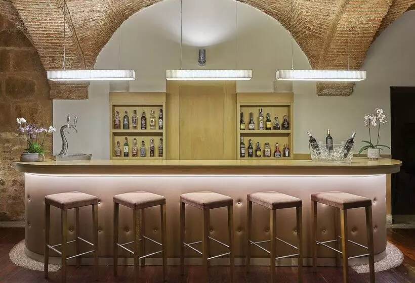 酒店 NH Collection Cáceres Palacio De Oquendo