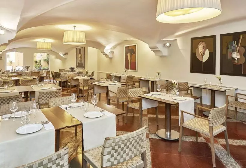 酒店 NH Collection Cáceres Palacio De Oquendo