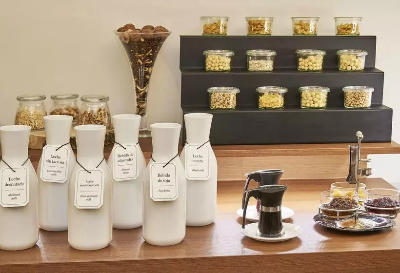 酒店 NH Collection Cáceres Palacio De Oquendo