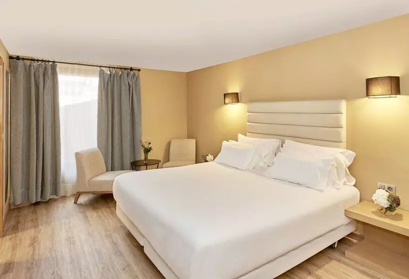 酒店 NH Collection Cáceres Palacio De Oquendo