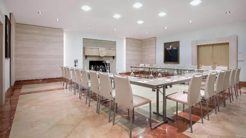 酒店 NH Collection Cáceres Palacio De Oquendo