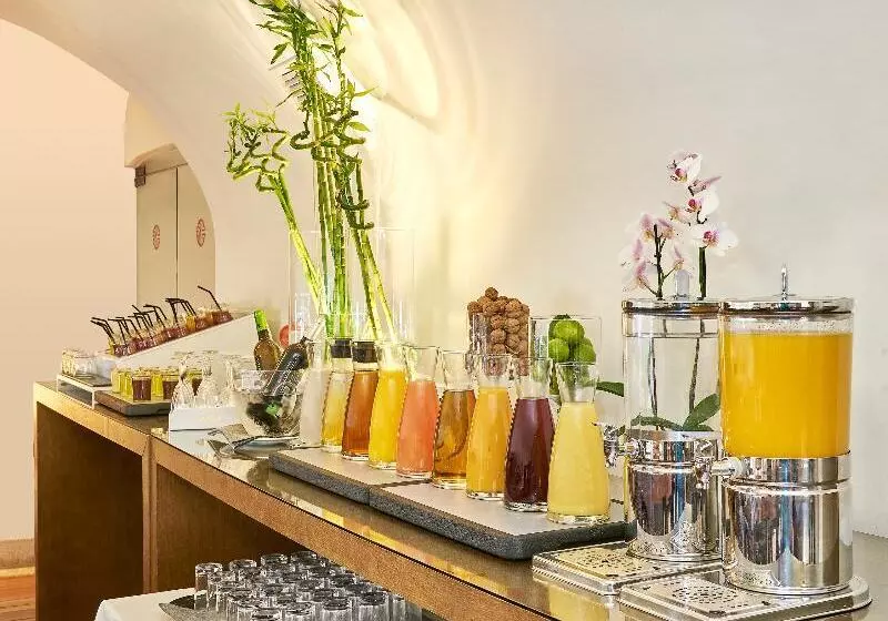 酒店 NH Collection Cáceres Palacio De Oquendo