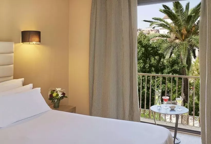 酒店 NH Collection Cáceres Palacio De Oquendo