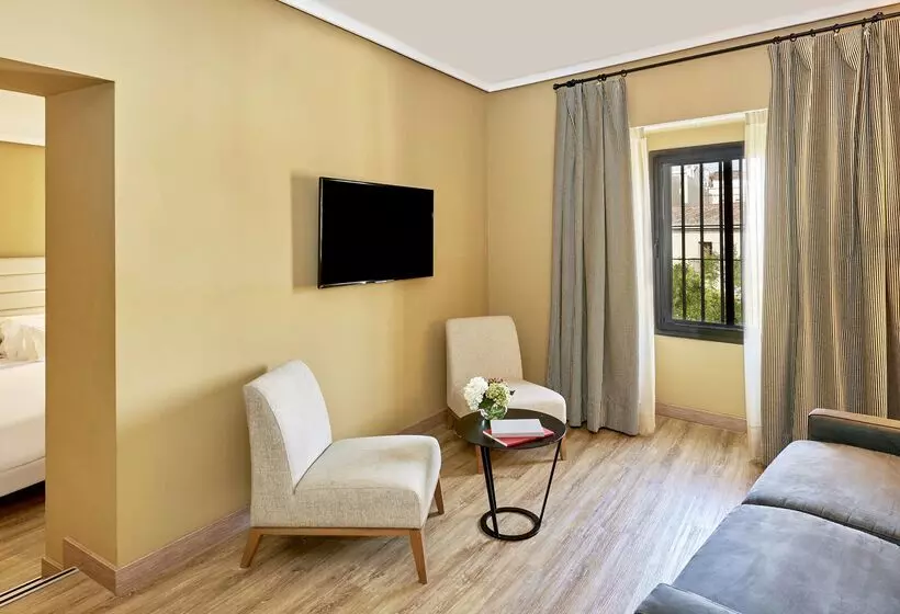 酒店 NH Collection Cáceres Palacio De Oquendo