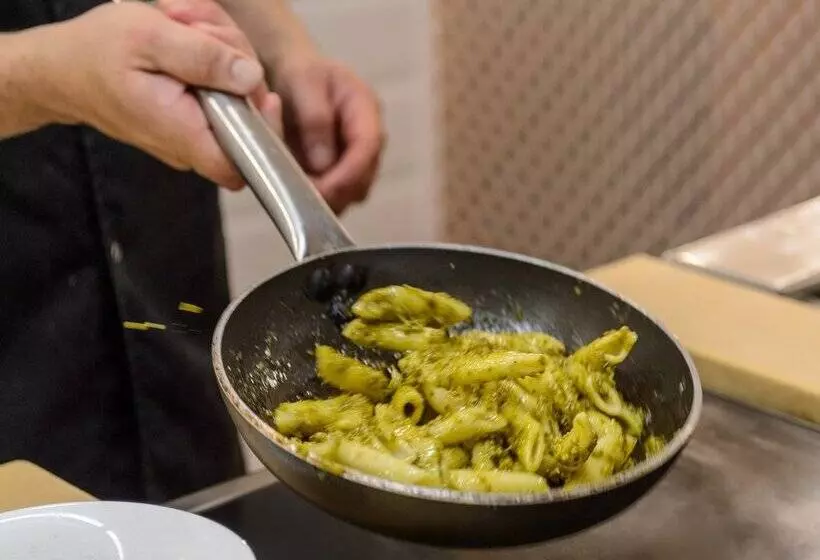 ホテル Vibra S'Estanyol