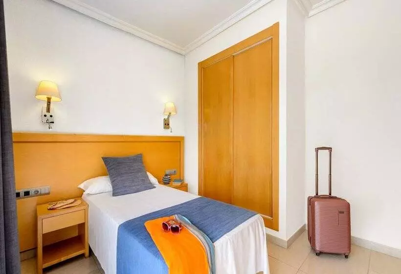 ホテル Vibra S'Estanyol