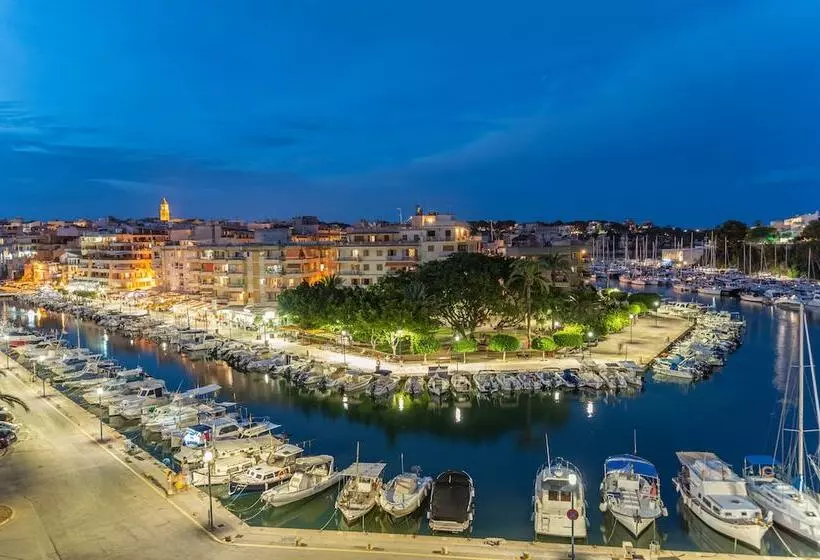 Portodrach Aparthotel & Suites