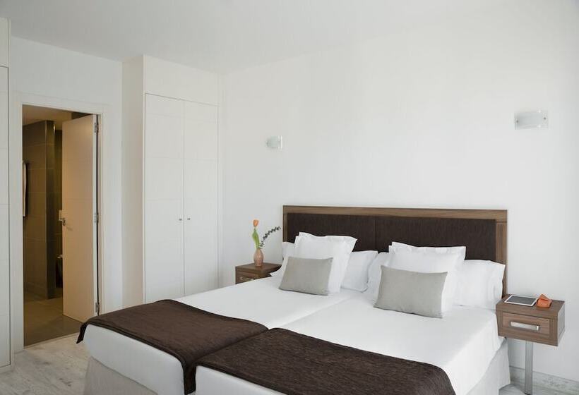 Portodrach Aparthotel & Suites